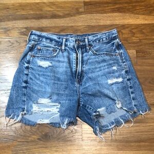 American Eagle 90s boyfriend jean shorts